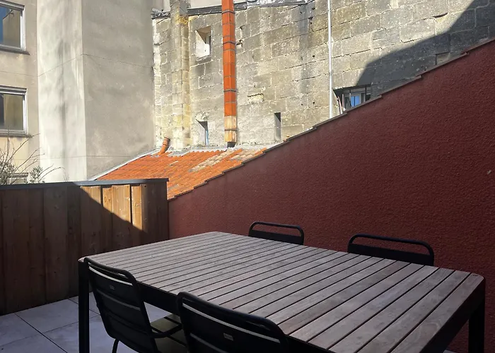 Apartment 2 Avec Climatisation, Terrasse - Gare Saint-jean